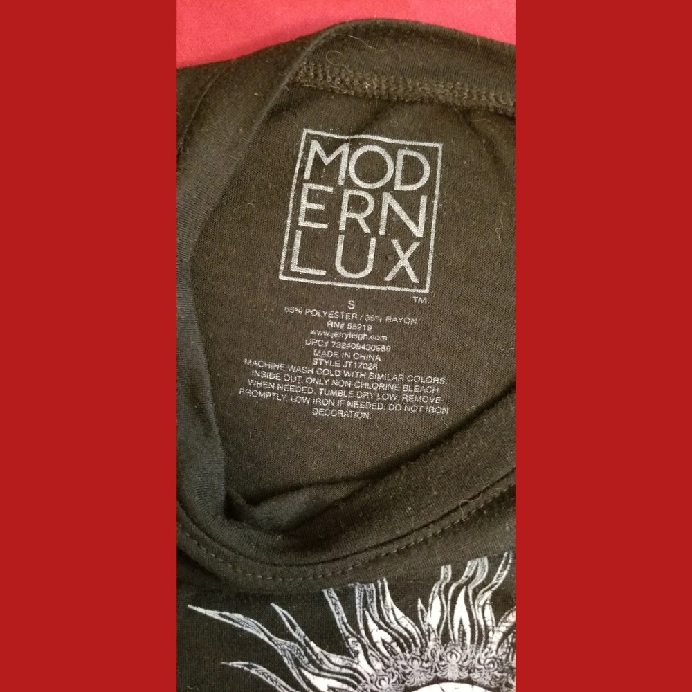 โผSOLDโผSun and Moon Graphic Tee - Picture 6 of 6